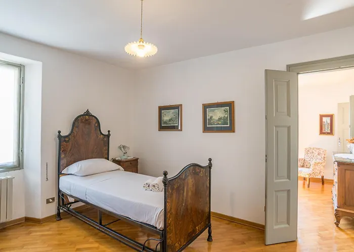 Villa La Torre Dell'isola *