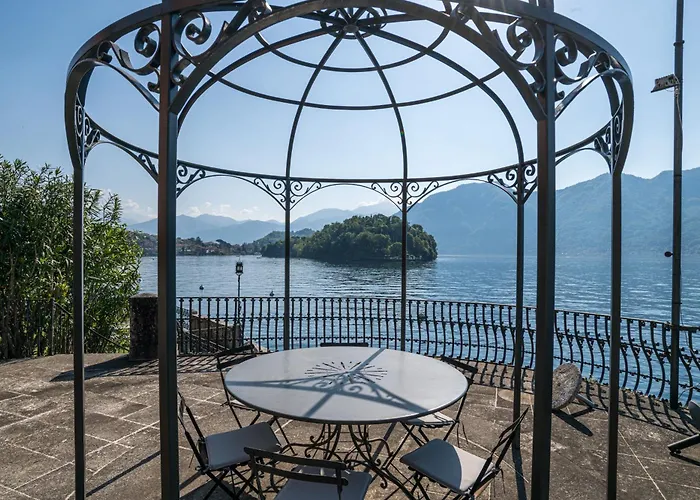 La Torre Dell'isola Villa Sala Comacina