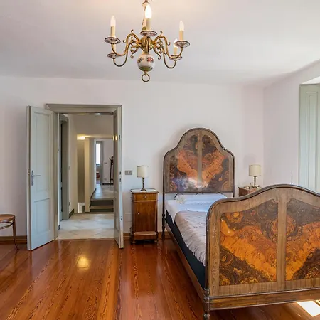 La Torre Dell'isola Sala Comacina