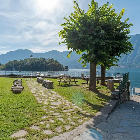 La Torre Dell'isola Villa